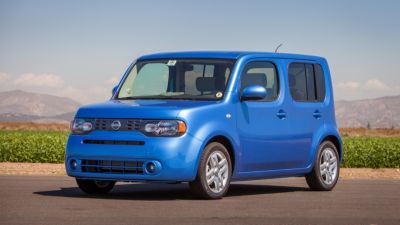 Algys Autos supply Nissan Cube and Nissan Cubic for sale uk registered direct import from Japan,