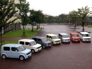 nissan cube and dnissan cubic lineup in uk