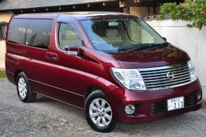 Nissan elgrand for sale metallis burgundy, rare, fully UK registered direct