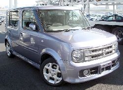 Lilac Nissan cube is really rare