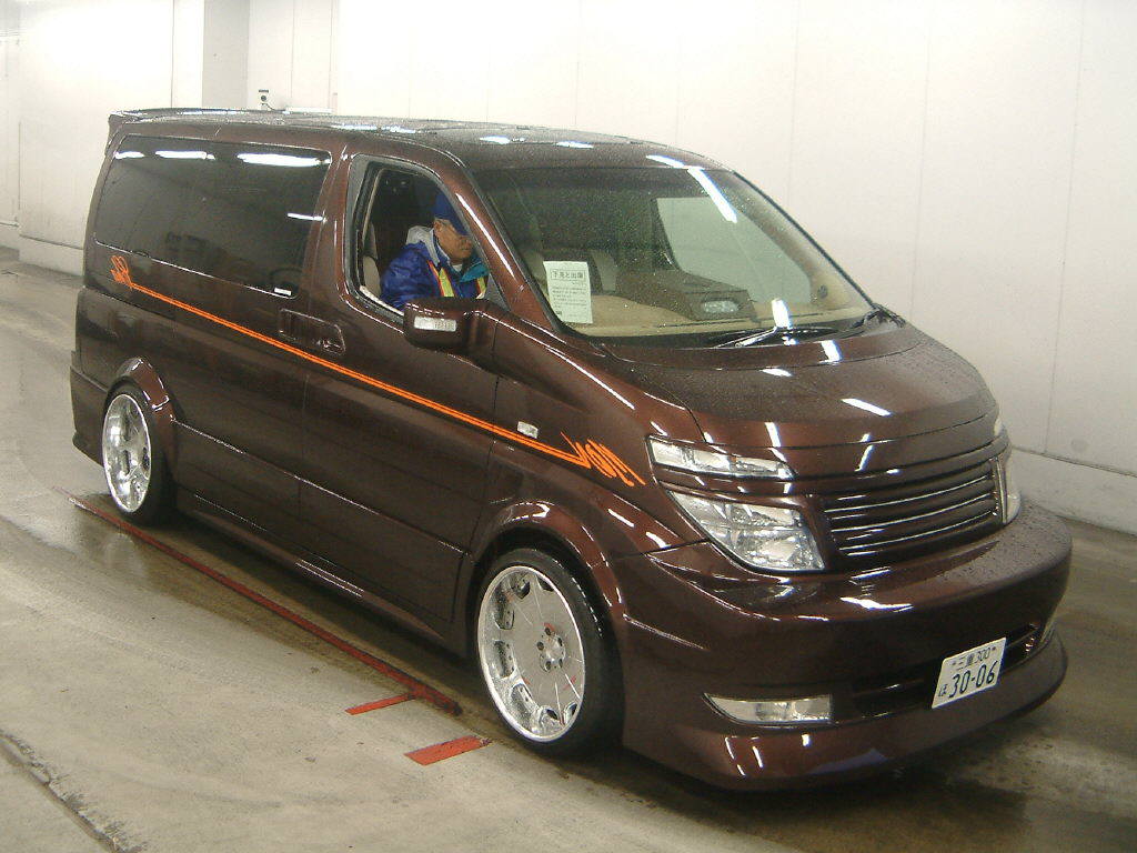 Nissan elgrand левый руль