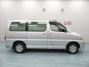 hiace regius for sale