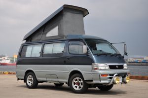 toyota hiace elevating roof