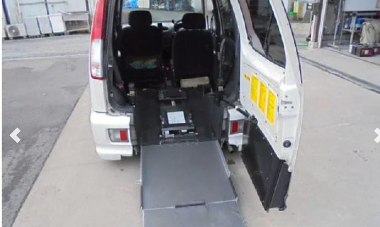 Daihatsu Move disabled supplied for sale fully UK registered direct from Imports