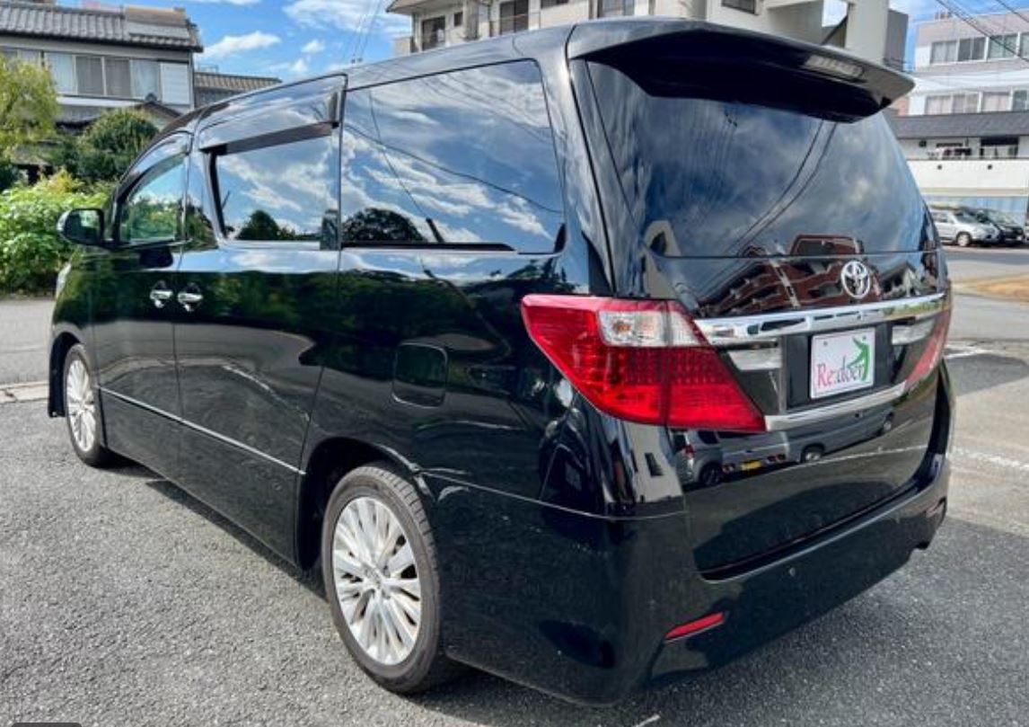 Toyota Alphard Welfare for sale, direct Import supplied fully UK reg. Best Toyota Alphard UK prices. Fact!