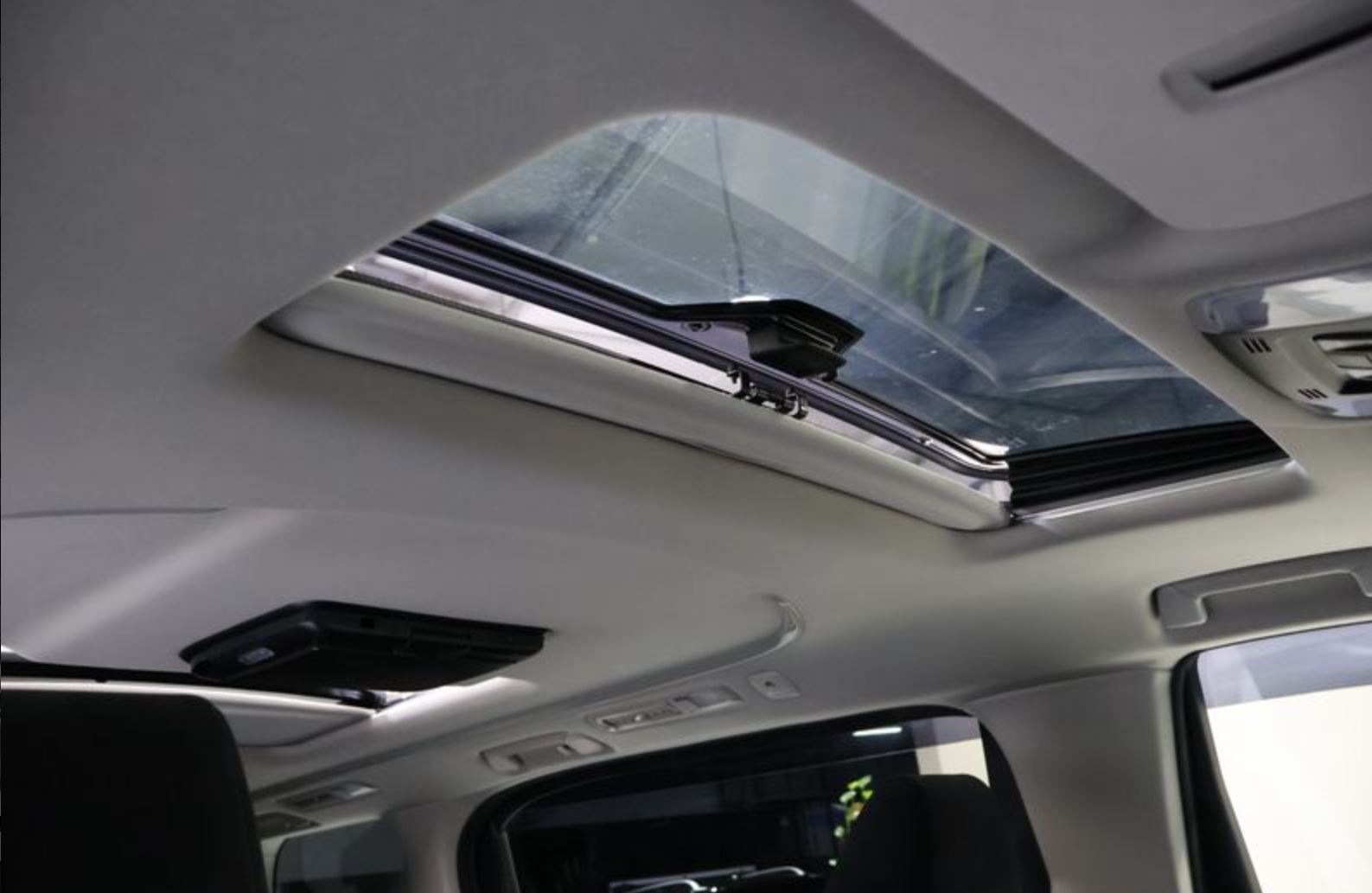 Toyota Alphard for sale, direct Import supplied fully UK reg. Best Toyota Alphard UK prices. Fact!