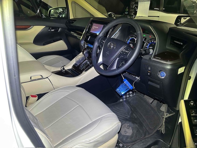 Toyota Vellfire for sale, direct Import supplied fully UK reg. Best Toyota Vellfire UK prices. Fact!