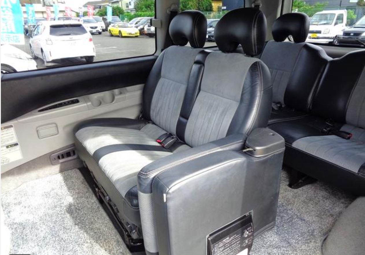 Mitsubishi Delica Spacegear for sale, direct Import supplied fully UK reg. Best Mitsubishi Delica Spacegear UK prices. Fact!