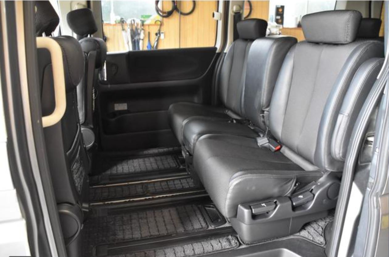 Nissan Elgrand for sale, direct Import supplied fully UK reg. Best Nissan Elgrand UK prices. Fact!