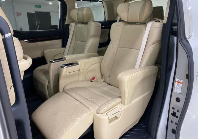 Toyota Alphard for sale, direct Import supplied fully UK reg. Best Toyota Alphard UK prices. Fact!