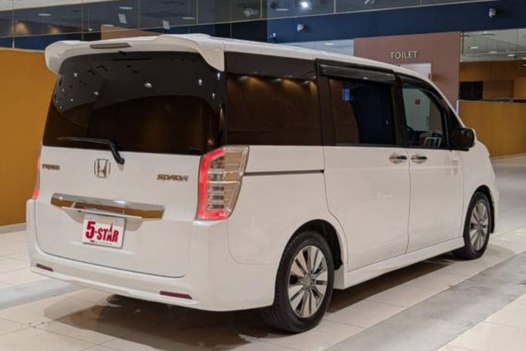 Honda Stepwagon Spada for sale, direct Import supplied fully UK reg. Best Honda Stepwagon Spada UK prices. Fact!