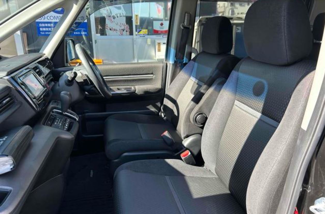 Honda Stepwagon Spada for sale, direct Import supplied fully UK reg. Best Honda Stepwagon Spada UK prices. Fact!