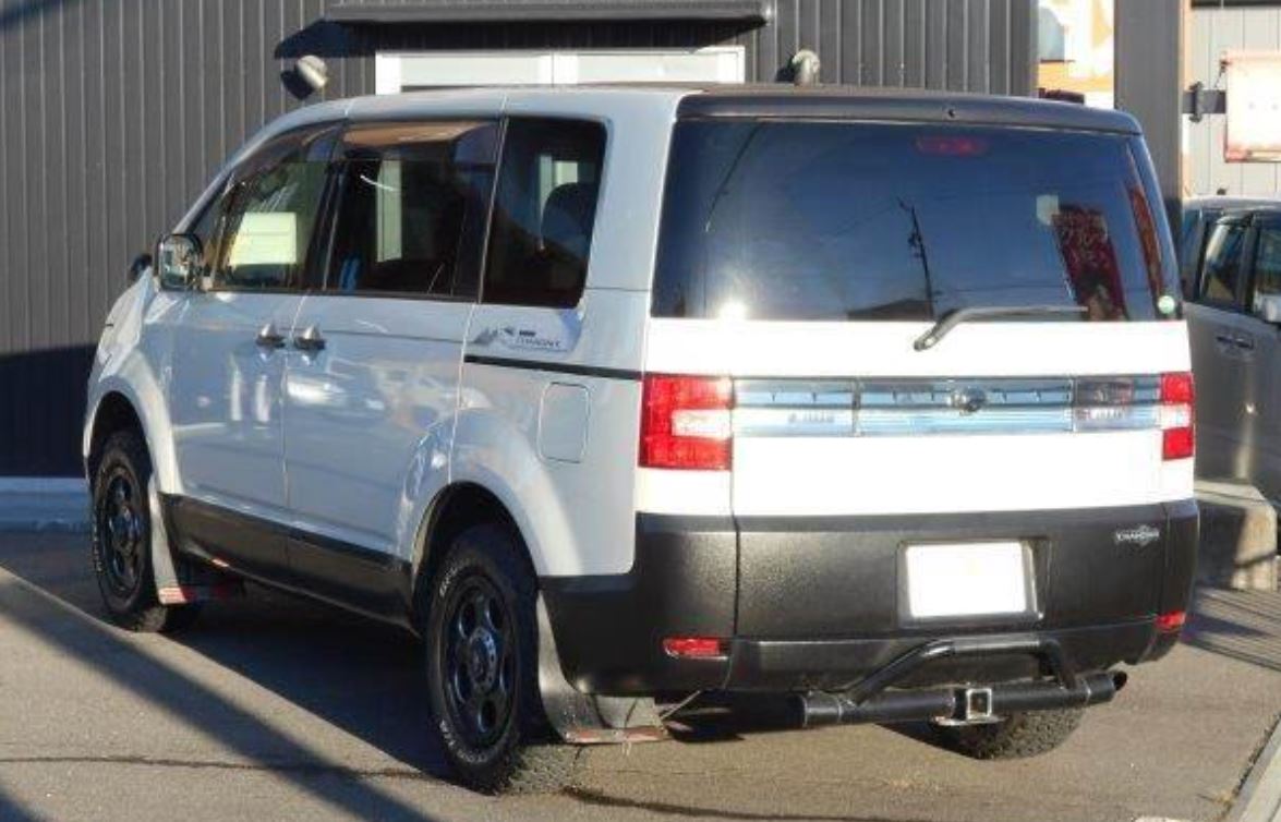 Mitsubishi Delica D5 for sale, direct Import supplied fully UK reg. Best Mitsubishi Delica D5 UK prices. Fact!