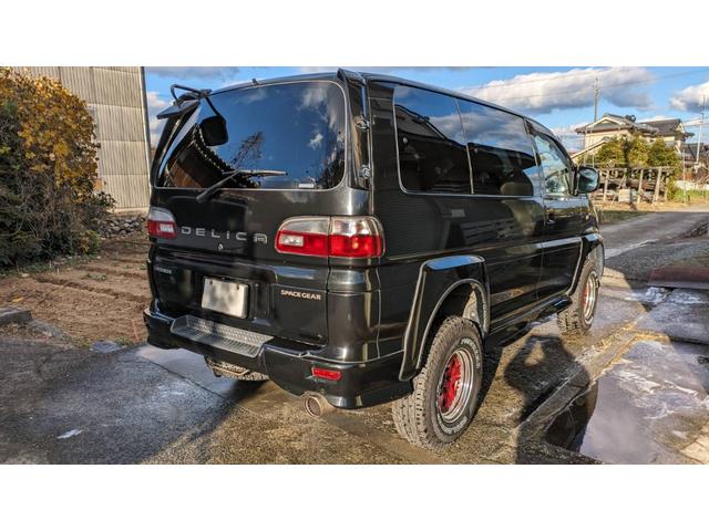 Mitsubishi Delica Spacegear for sale, direct Import supplied fully UK reg. Best Mitsubishi Delica Spacegear UK prices. Fact!