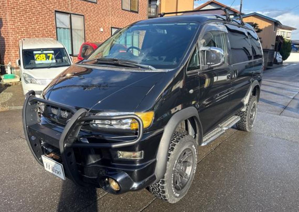 Mitsubishi Delica Spacegear for sale, direct Import supplied fully UK reg. Best Mitsubishi Delica Spacegear UK prices. Fact!