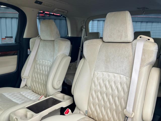 Toyota Alphard Hybrid for sale, direct Import supplied fully UK reg. Best Toyota Alphard Hybrid UK prices. Fact!