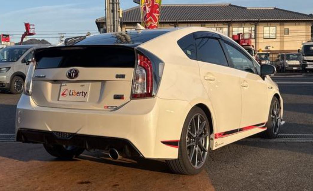 Toyota Prius Hybrid for sale, direct Import supplied fully UK reg. Best Toyota Prius Hybrid UK prices. Fact!