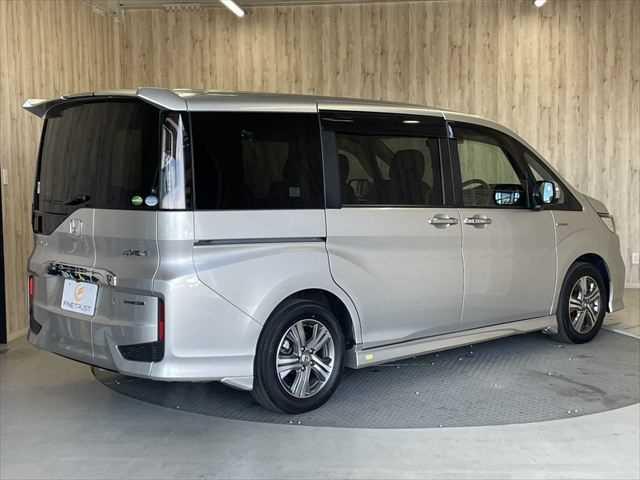 Honda Stepwagon Spada for sale, direct Import supplied fully UK reg. Best Honda Stepwagon Spada UK prices. Fact!