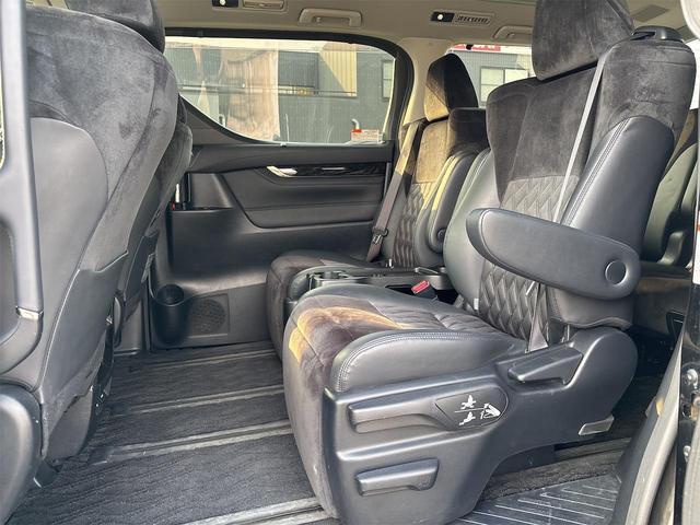 Toyota Vellfire Hybrid for sale, direct Import supplied fully UK reg. Best Toyota Vellfire Hybrid UK prices. Fact!