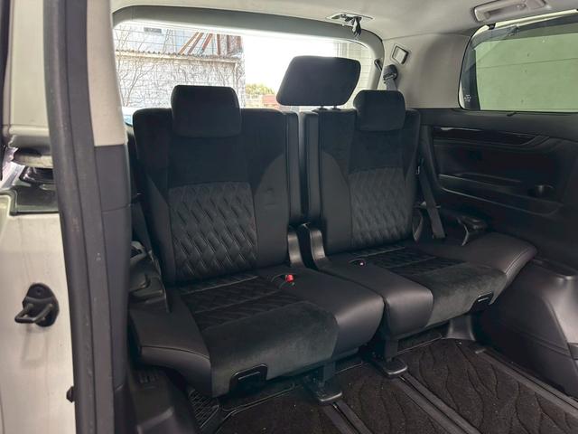 Toyota Vellfire Hybrid for sale, direct Import supplied fully UK reg. Best Toyota Vellfire Hybrid UK prices. Fact!