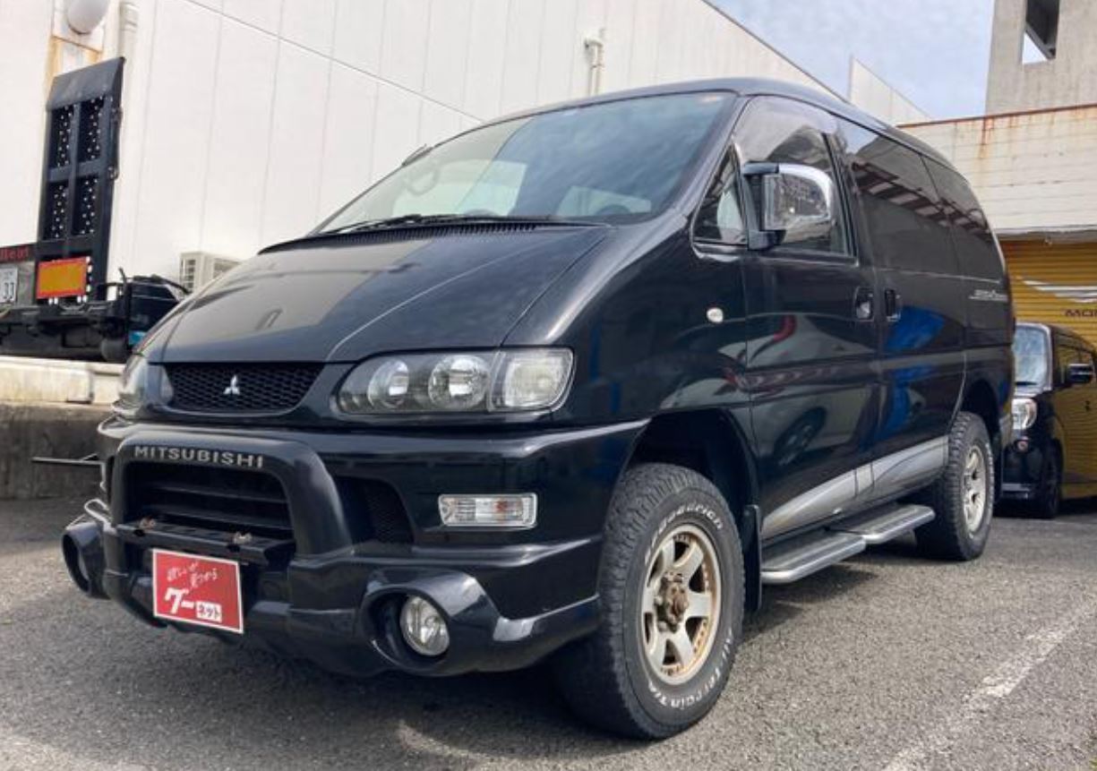 Mitsubishi Delica Spacegear for sale, direct Import supplied fully UK reg. Best Mitsubishi Delica Spacegear UK prices. Fact!