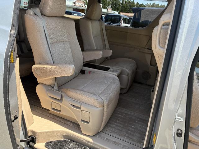 Toyota Alphard Hybrid for sale, direct Import supplied fully UK reg. Best Toyota Alphard Hybrid UK prices. Fact!