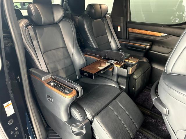 Toyota Alphard Hybrid for sale, direct Import supplied fully UK reg. Best Toyota Alphard Hybrid UK prices. Fact!