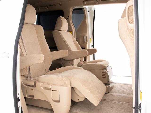 Toyota Alphard Welfare for sale, direct Import supplied fully UK reg. Best Toyota Alphard UK prices. Fact!