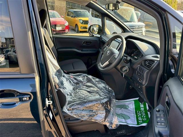 Toyota Voxy Welfare for sale, direct Import supplied fully UK reg. Best Toyota Voxy Welfare UK prices. Fact!