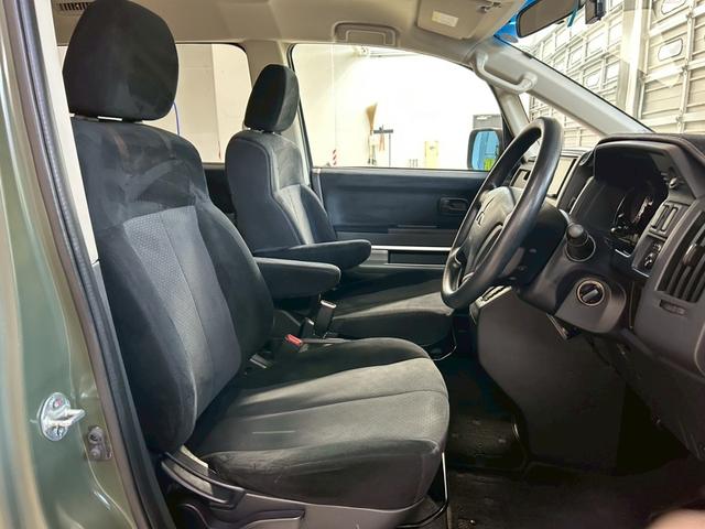 Mitsubishi Delica D5 for sale, direct Import supplied fully UK reg. Best Mitsubishi Delica D5 UK prices. Fact!