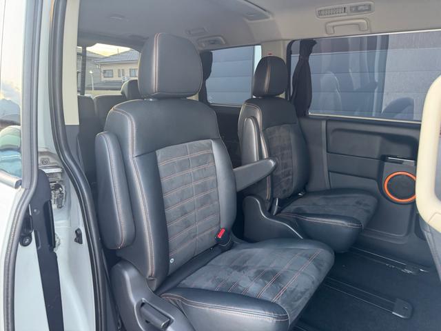 Mitsubishi Delica D5 for sale, direct Import supplied fully UK reg. Best Mitsubishi Delica D5 UK prices. Fact!