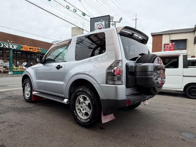 Mitsubishi Pajero SWB for sale, direct Import supplied fully UK reg. Best Mitsubishi Pajero SWB UK prices. Fact!