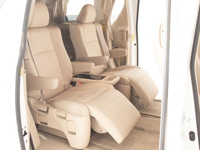Toyota Alphard Hybrid for sale, direct Import supplied fully UK reg. Best Toyota Alphard Hybrid UK prices. Fact!