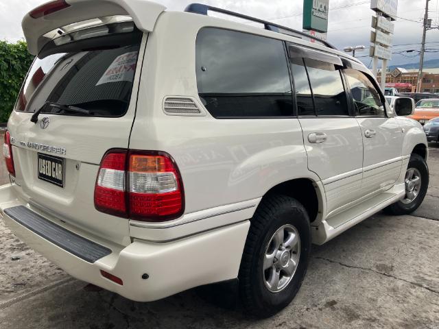Toyota Landcruiser 100 for sale, direct Import supplied fully UK reg. Best Toyota Landcruiser 100 UK prices. Fact!