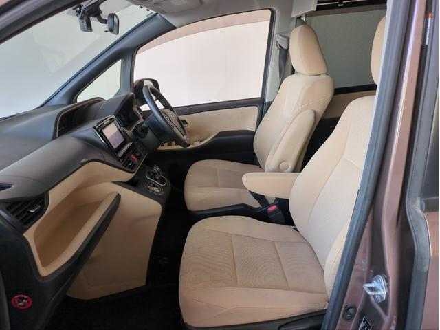 Toyota Noah Hybrid for sale, direct Import supplied fully UK reg. Best Toyota Noah Hybrid UK prices. Fact!