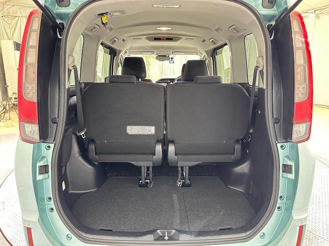 Toyota Noah Hybrid for sale, direct Import supplied fully UK reg. Best Toyota Noah Hybrid UK prices. Fact!