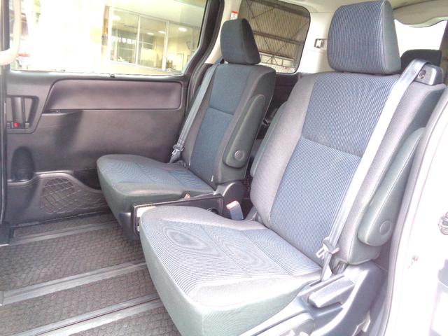 Toyota Noah Hybrid for sale, direct Import supplied fully UK reg. Best Toyota Noah Hybrid UK prices. Fact!