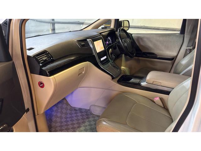Toyota Vellfire Hybrid for sale, direct Import supplied fully UK reg. Best Toyota Vellfire Hybrid UK prices. Fact!