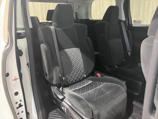 Toyota Vellfire for sale, direct Import supplied fully UK reg. Best Toyota Vellfire UK prices. Fact!