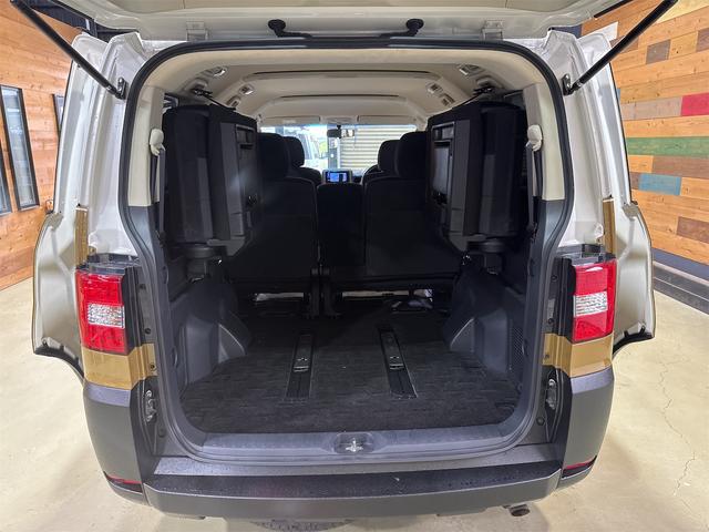 Mitsubishi Delica D5 for sale, direct Import supplied fully UK reg. Best Mitsubishi Delica D5 UK prices. Fact!