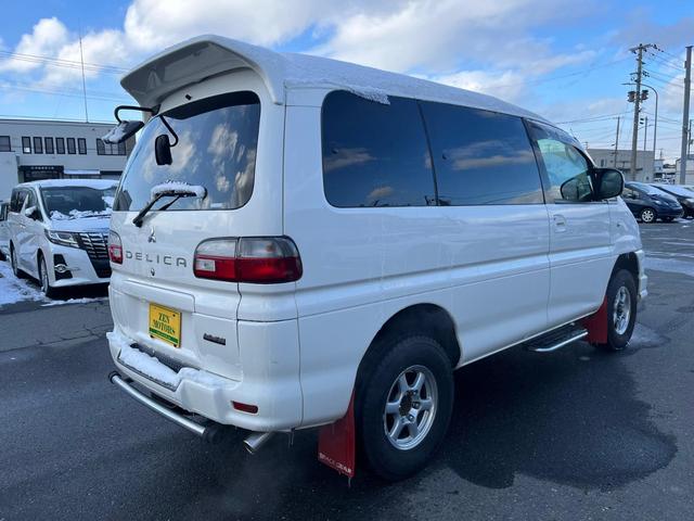 Mitsubishi Delica Spacegear for sale, direct Import supplied fully UK reg. Best Mitsubishi Delica Spacegear UK prices. Fact!