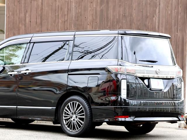Nissan Elgrand for sale, direct Import supplied fully UK reg. Best Nissan Elgrand UK prices. Fact!