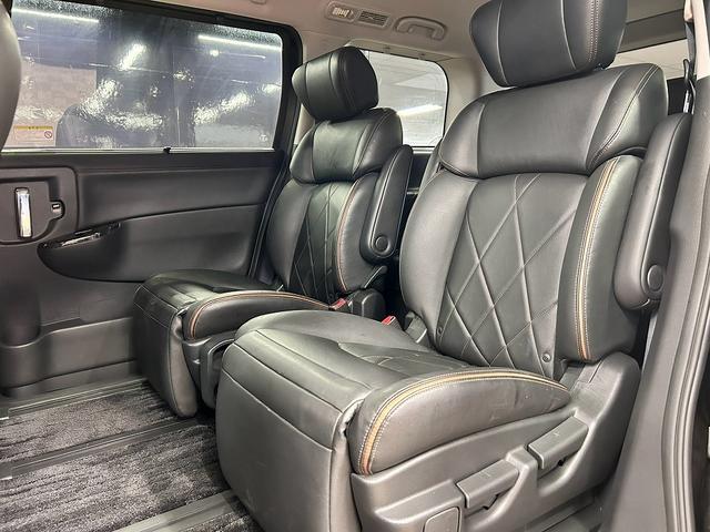 Nissan Elgrand for sale, direct Import supplied fully UK reg. Best Nissan Elgrand UK prices. Fact!