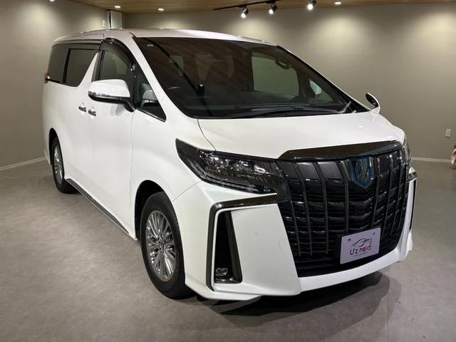 Toyota Alphard Hybrid for sale, direct Import supplied fully UK reg. Best Toyota Alphard Hybrid UK prices. Fact!