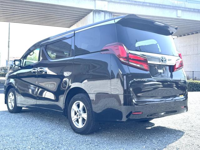 Toyota Alphard Hybrid for sale, direct Import supplied fully UK reg. Best Toyota Alphard Hybrid UK prices. Fact!