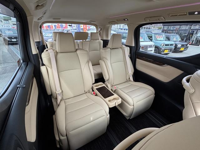 Toyota Alphard Hybrid for sale, direct Import supplied fully UK reg. Best Toyota Alphard Hybrid UK prices. Fact!