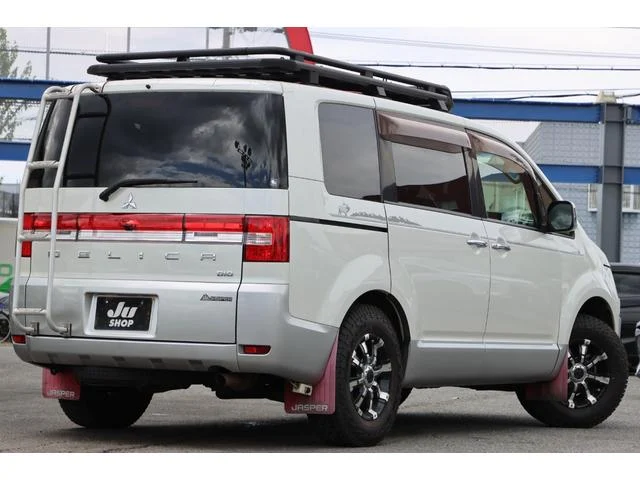 Mitsubishi Delica D5 for sale, direct Import supplied fully UK reg. Best Mitsubishi Delica D5 UK prices. Fact!