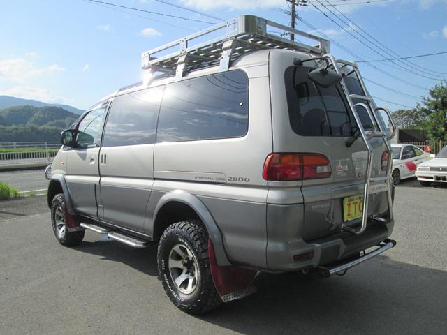 Mitsubishi Delica Spacegear for sale, direct Import supplied fully UK reg. Best Mitsubishi Delica Spacegear UK prices. Fact!