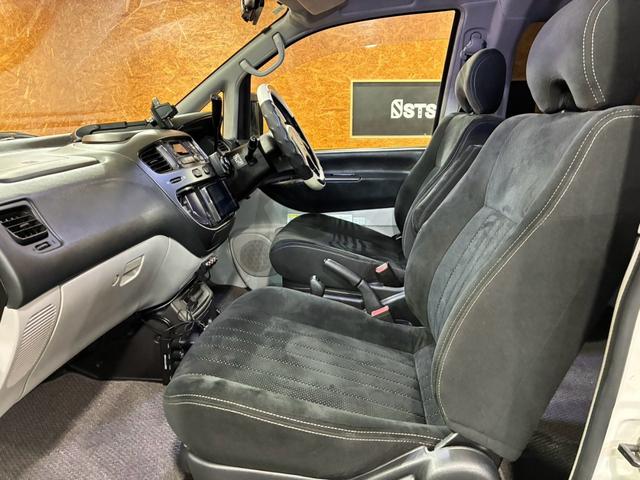 Mitsubishi Delica Spacegear for sale, direct Import supplied fully UK reg. Best Mitsubishi Delica Spacegear UK prices. Fact!