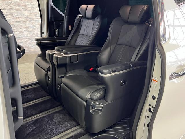 Toyota Alphard Hybrid for sale, direct Import supplied fully UK reg. Best Toyota Alphard Hybrid UK prices. Fact!